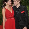 Six Tips on Coordinating Your Outfit with your Date for a Holiday Dance