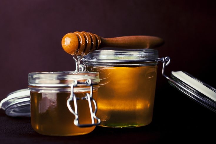 7 Science-Backed Health Benefits of Honey