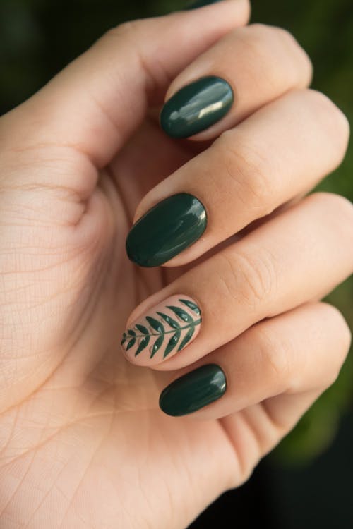 green fern manicure