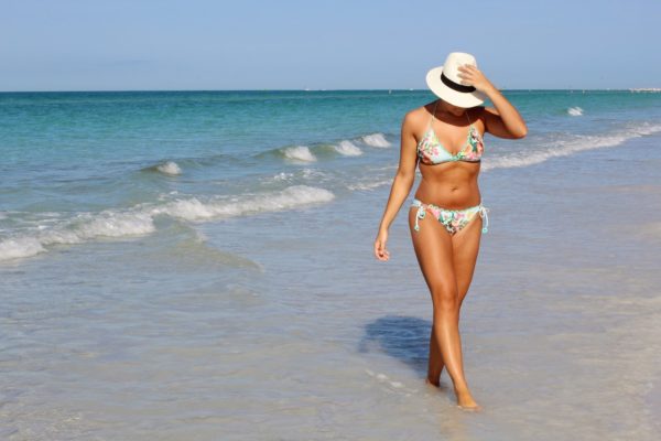 4 effortless tips for quick and easy vacation beauty regimen