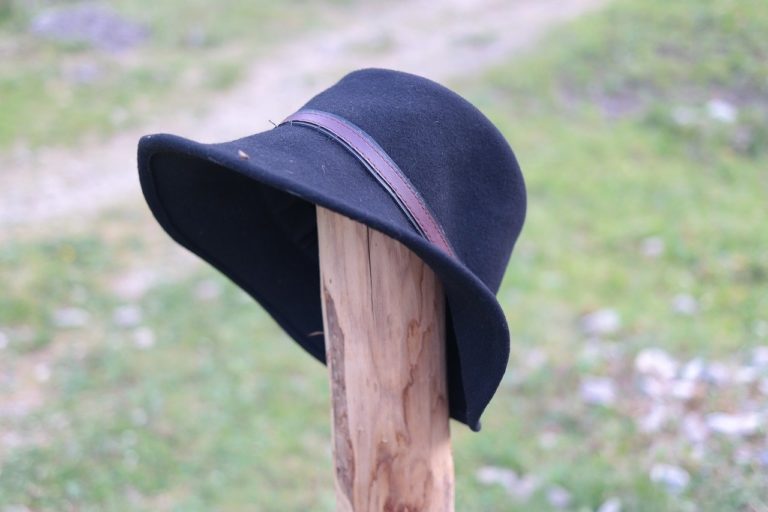 How to Clean a Felt Hat Steal The Style