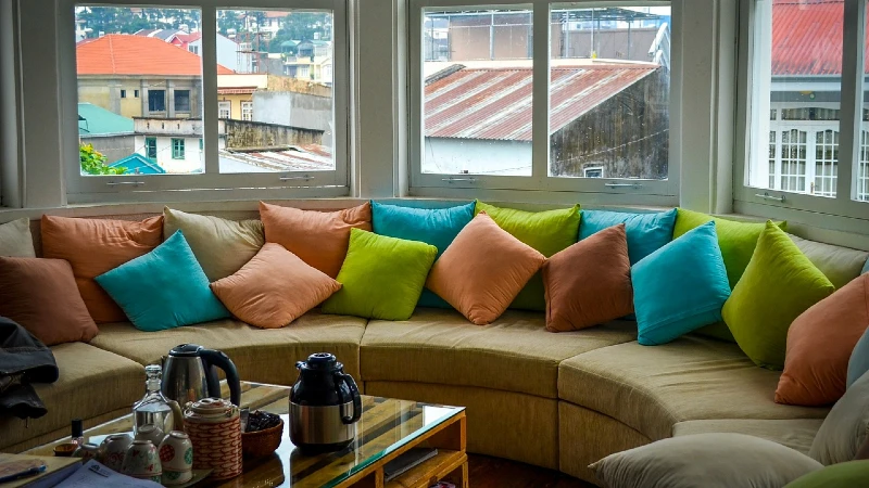 Decorating With Colorful Pillows